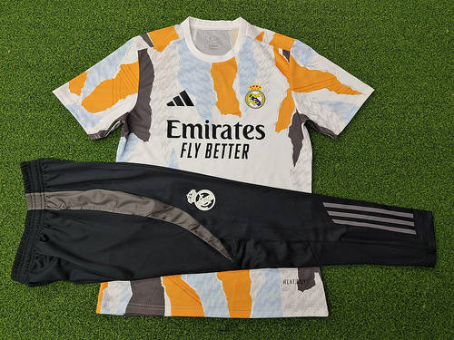 25-26 Real Madrid Short Sleeve+Pants