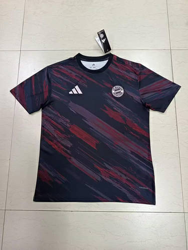 25-26 Bayern Training Cheap Soccer Jerseys 