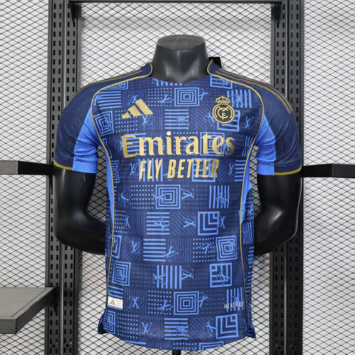 25-26 Real Madrid Special Player Version Cheap Soccer Jerseys 
