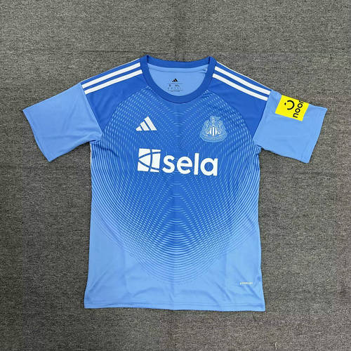 25-26 Newcastle United Goalkeeper Cheap Soccer Jerseys