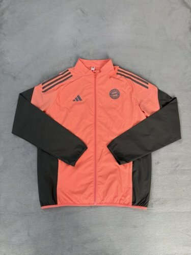 25-26 Bayern Windbreaker Jackets