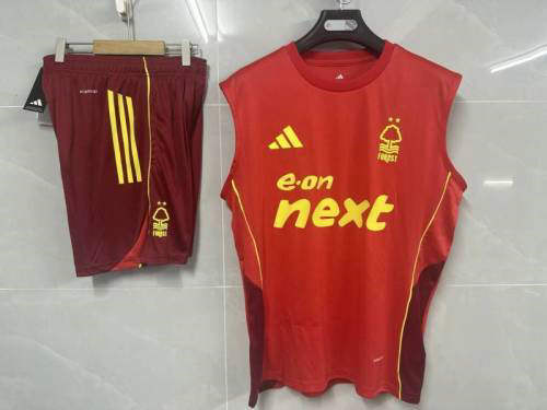 25-26 Nottingham Forest tracksuit