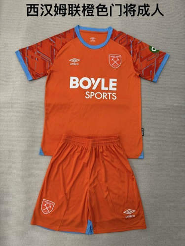 25-26 West Ham Goalkeeper Cheap Soccer Jerseys 