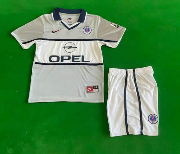 00-01 Paris Away Kids