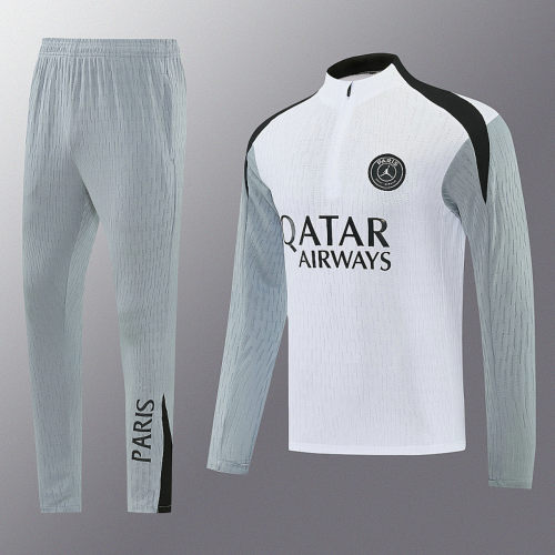 26-27 Paris Long Sleeve tracksuit 