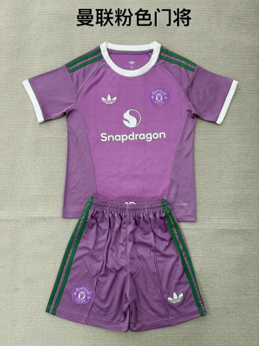 26-27 Man United Goalkeeper Cheap Soccer Jerseys and shorts 