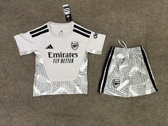 26-27 Arsenal Goalkeeper Kids Cheap Soccer Jerseys and shorts