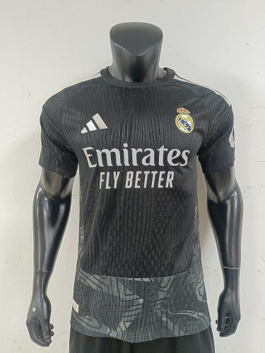 26-27 Real Madrid Goalkeeper Player Version Cheap Soccer Jerseys