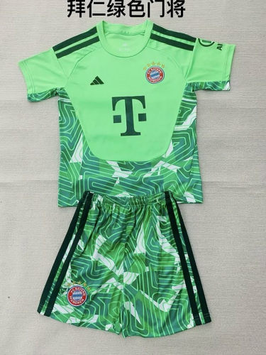 26-27 Bayern Goalkeeper Cheap Soccer Jerseys and Shorts