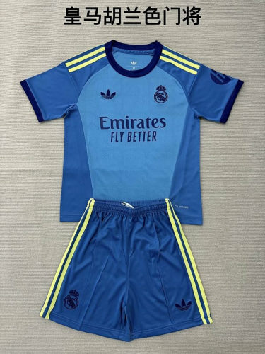 26-27 Real Madrid Goalkeeper Cheap Soccer Jerseys and shorts