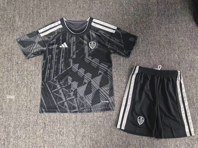 26-27 Leeds United United Third Kids Soccer Jerseys and shorts