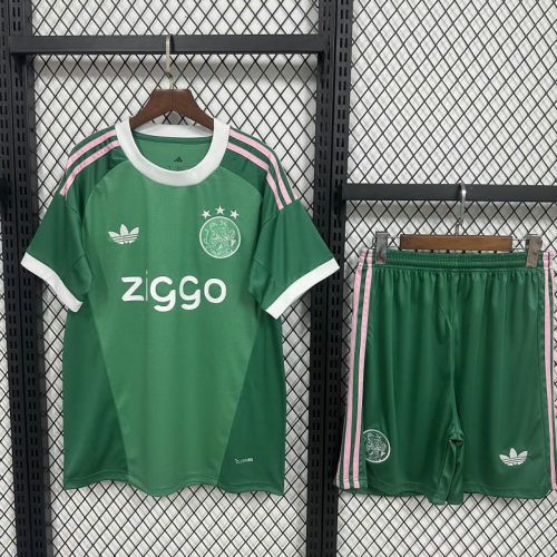 26-27 Ajax Goalkeeper Soccer Jerseys and shorts